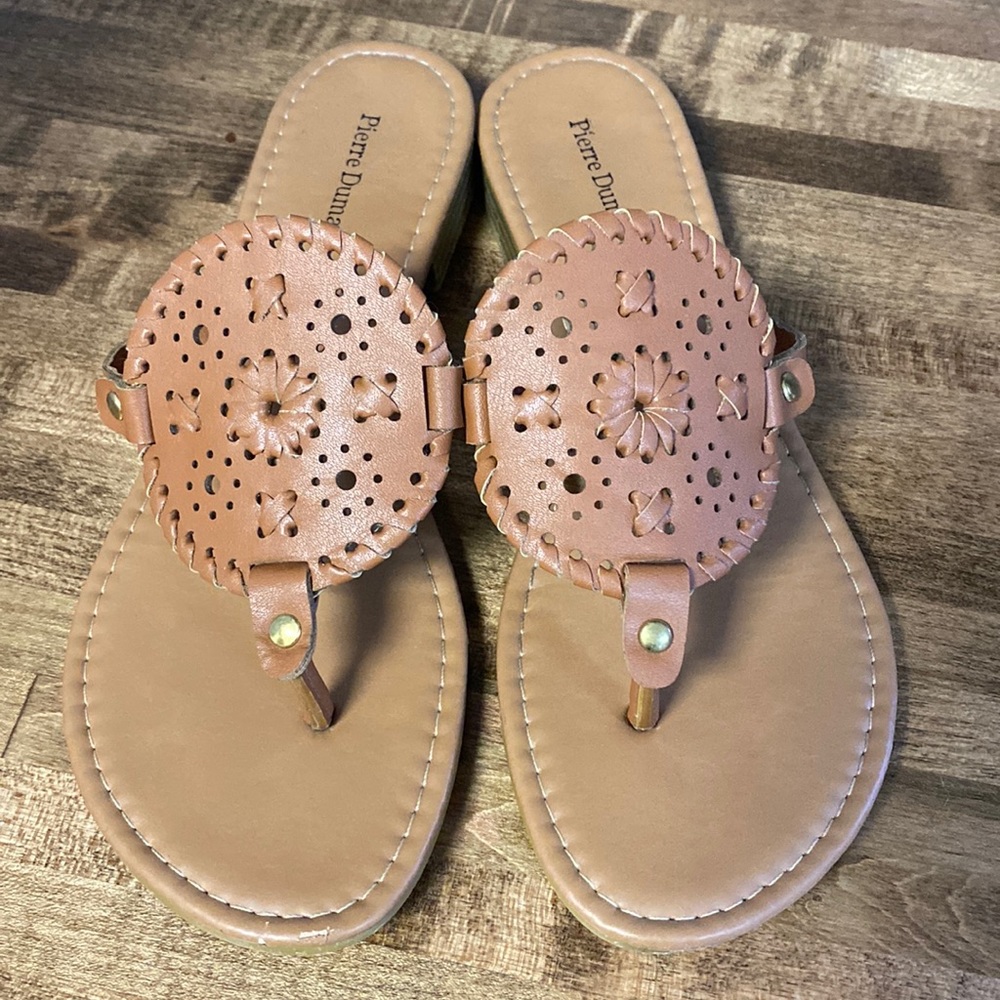 Shoes-sandals like new